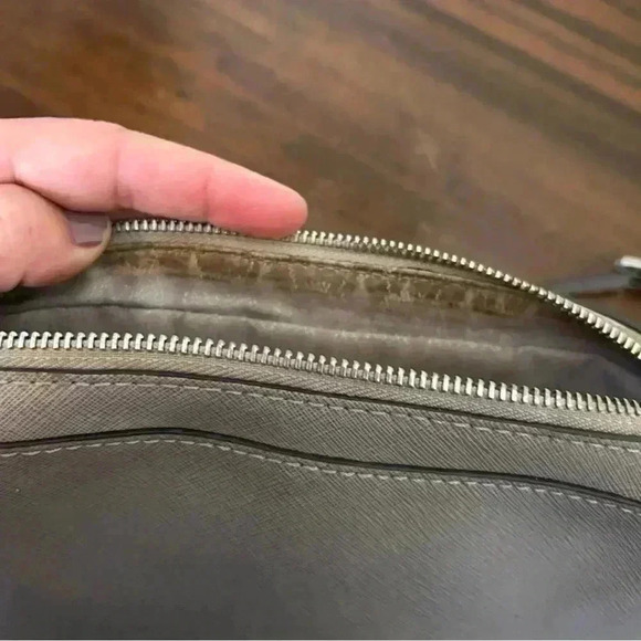 Michael Kors Jet Set Saffiano Leather Crossbody Bag Grey - Picture 11 of 15